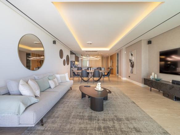 Apartment for sale in Estepona