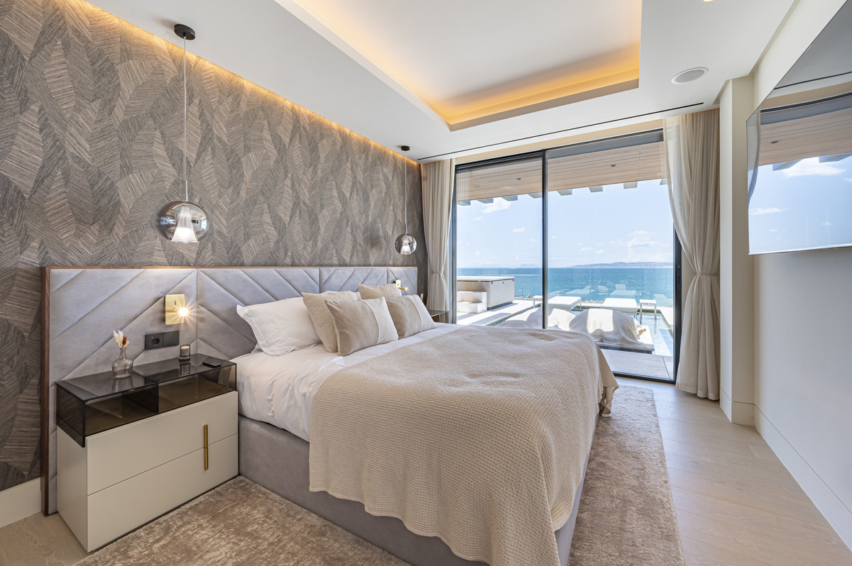Apartment for sale in Estepona