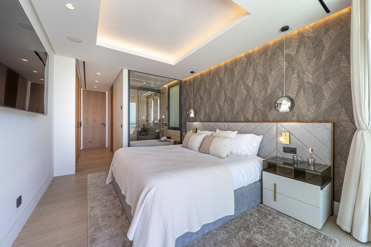 Apartment for sale in Estepona