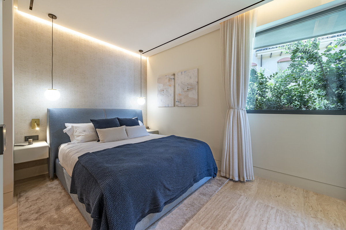 Apartment for sale in Estepona