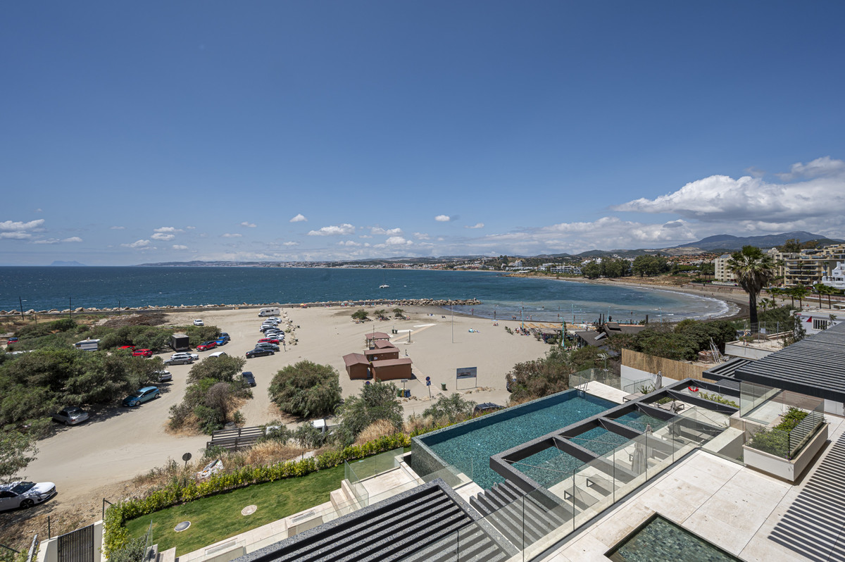 Apartment for sale in Estepona