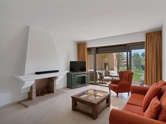 Apartment for sale in Estepona