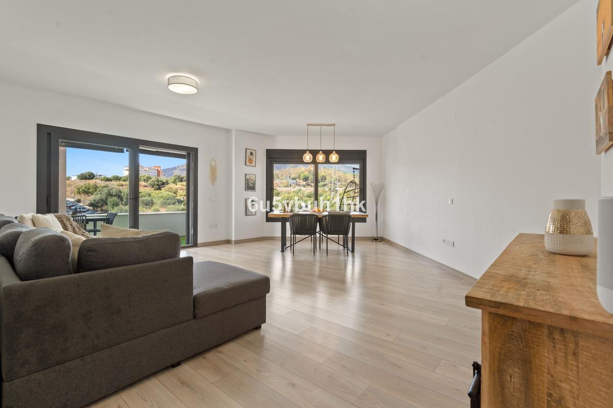 Apartment for sale in Estepona