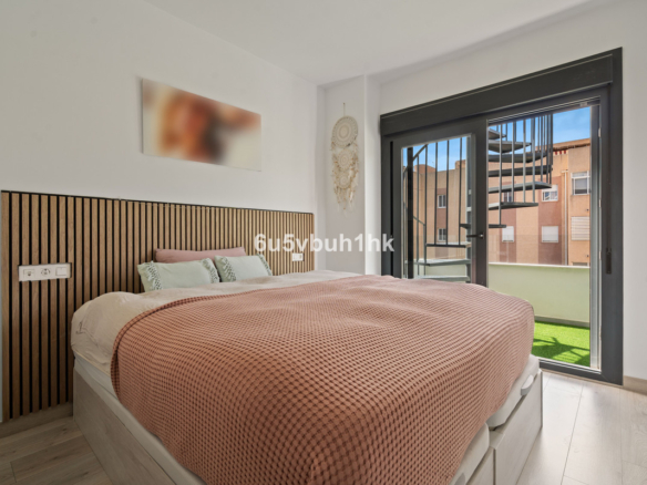 Apartment for sale in Estepona