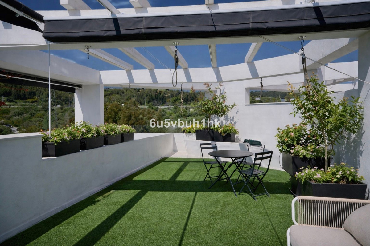 Apartment for sale in Estepona
