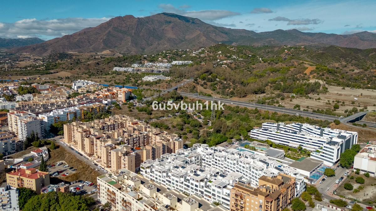 Apartment for sale in Estepona