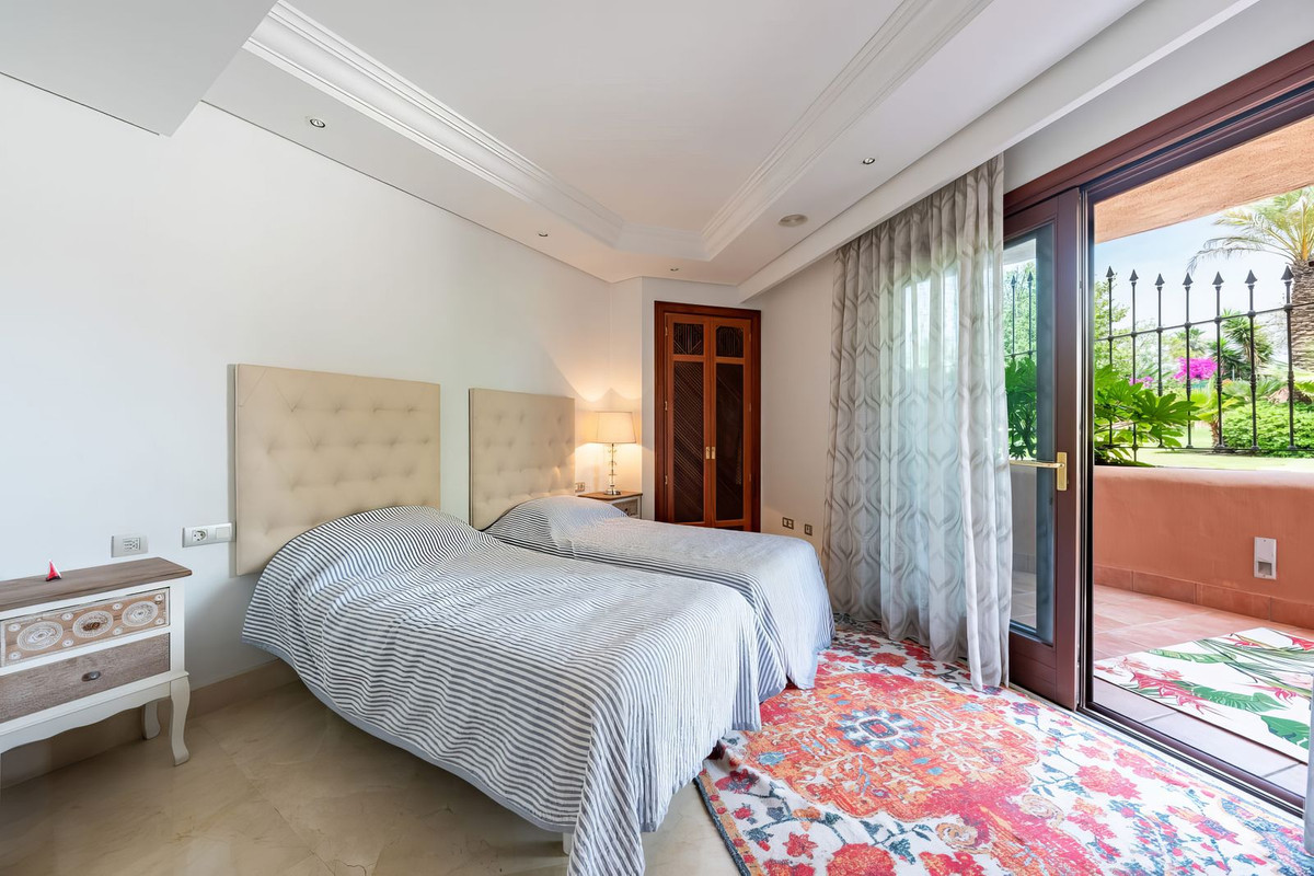 Apartment for sale in Estepona