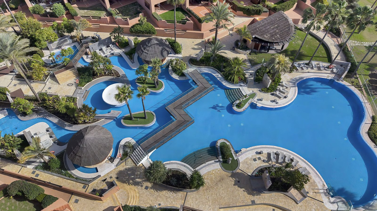 Apartment for sale in Estepona