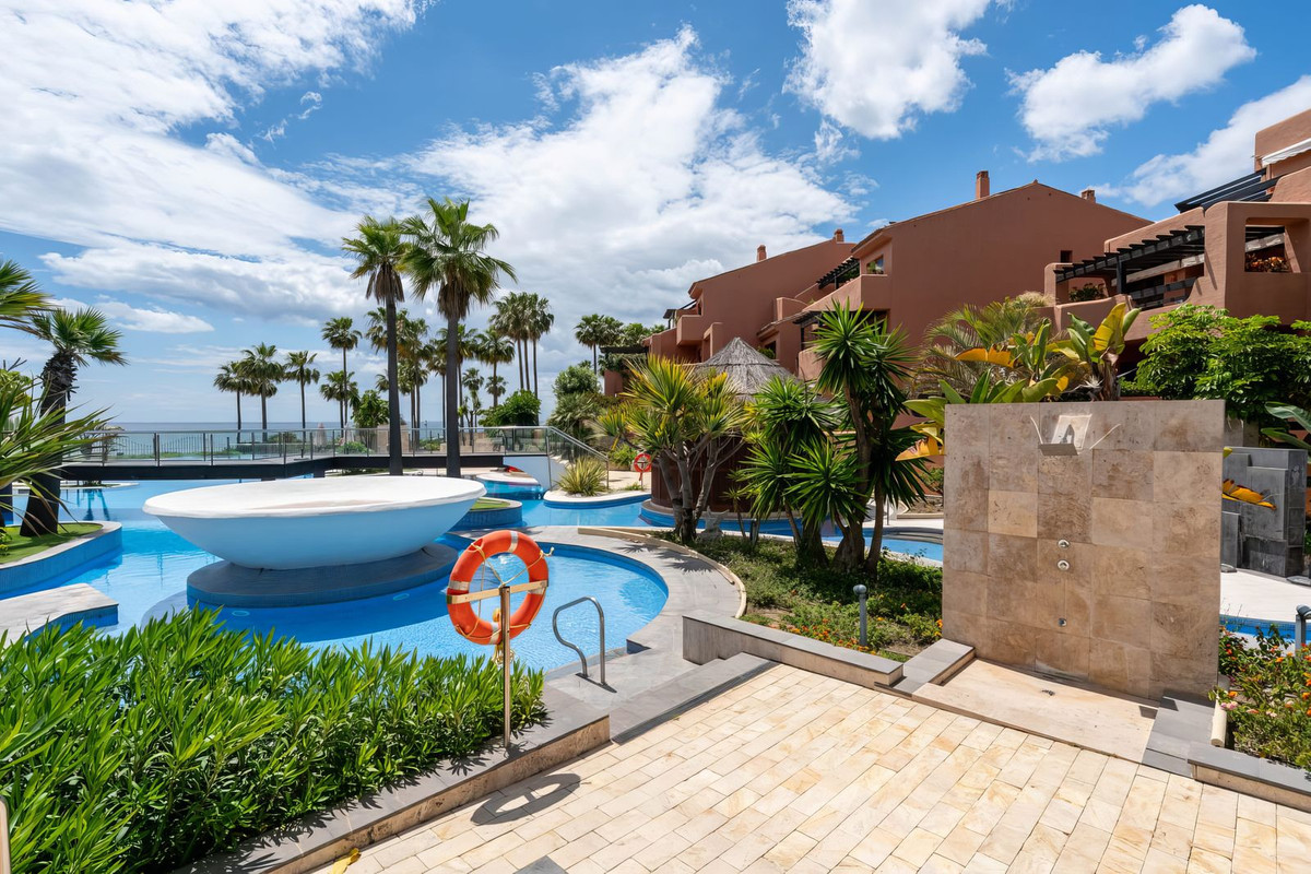 Apartment for sale in Estepona