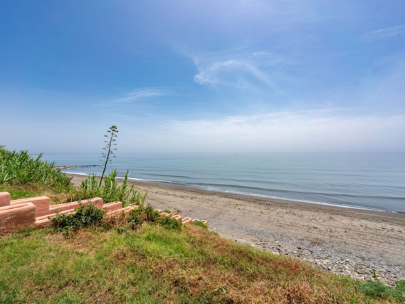 Apartment for sale in Estepona