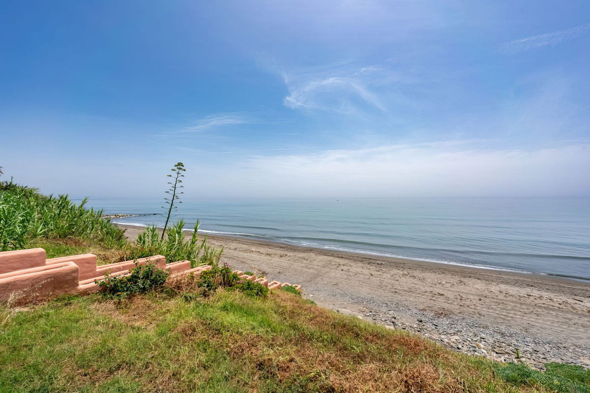 Apartment for sale in Estepona