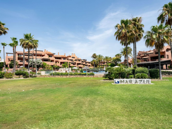 Apartment for sale in Estepona