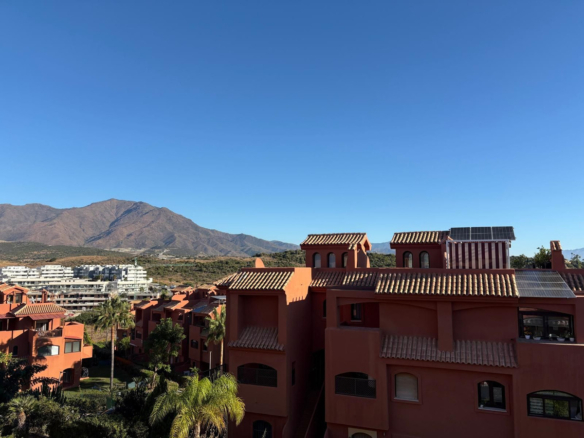 Apartment for sale in Estepona