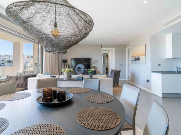 Apartment for sale in Estepona