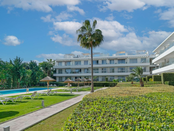 Apartment for sale in Estepona