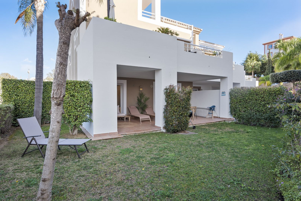 Apartment for sale in Estepona