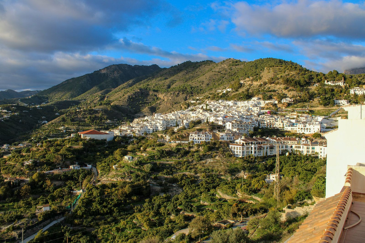 Apartment for sale in Frigiliana