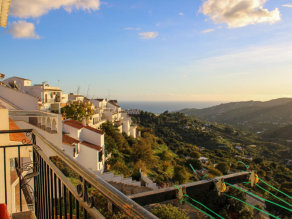 Apartment for sale in Frigiliana