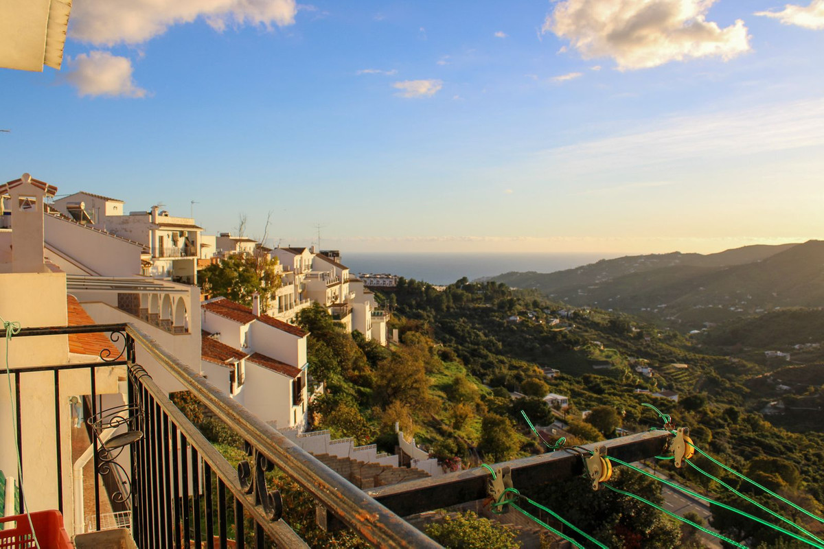 Apartment for sale in Frigiliana