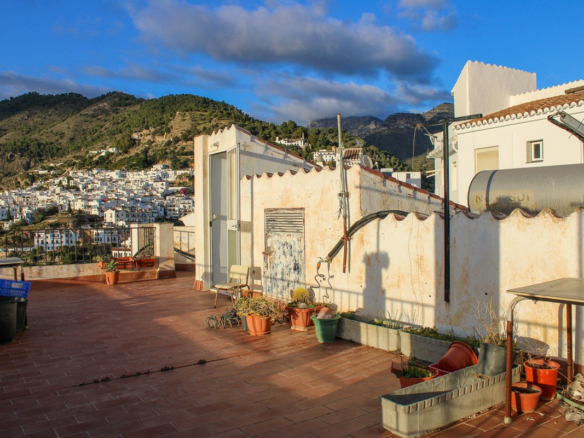 Apartment for sale in Frigiliana
