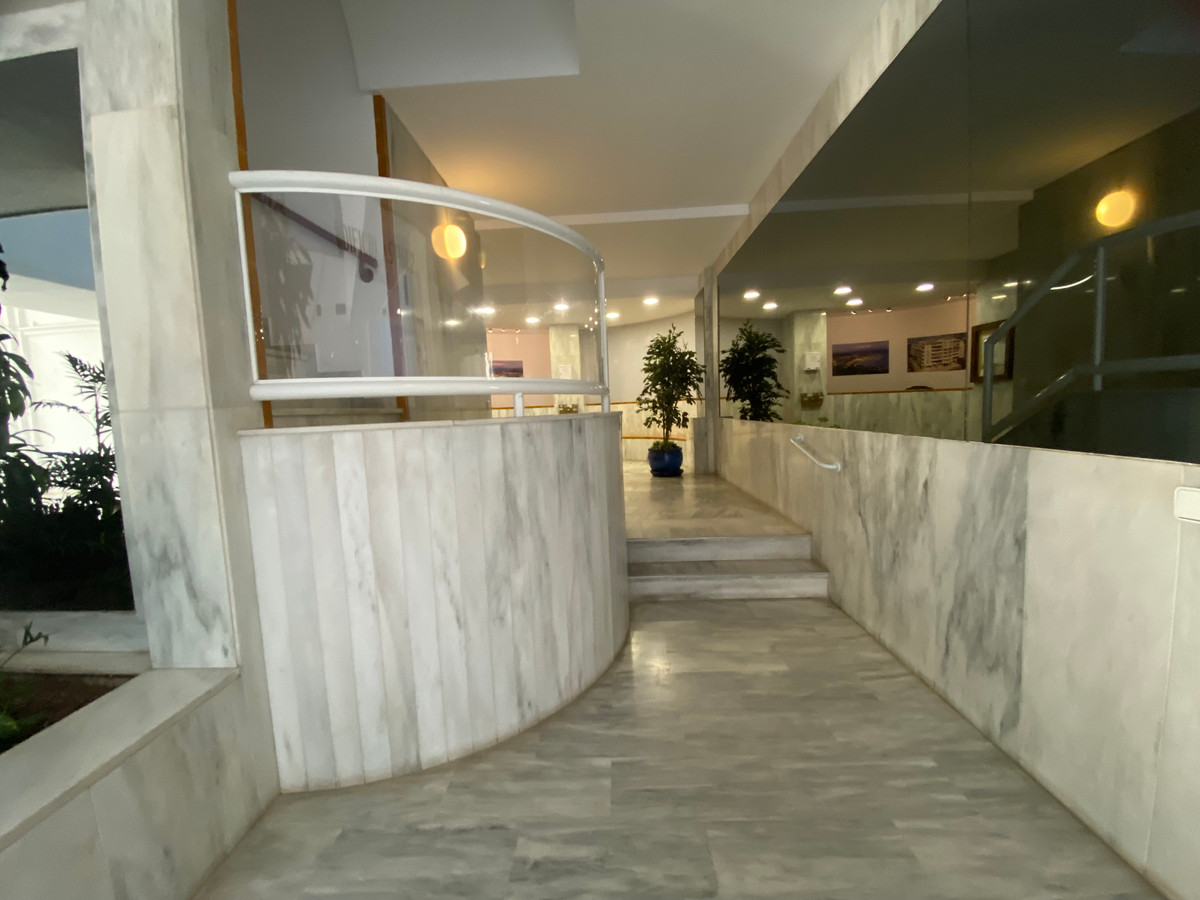 Apartment for sale in Fuengirola