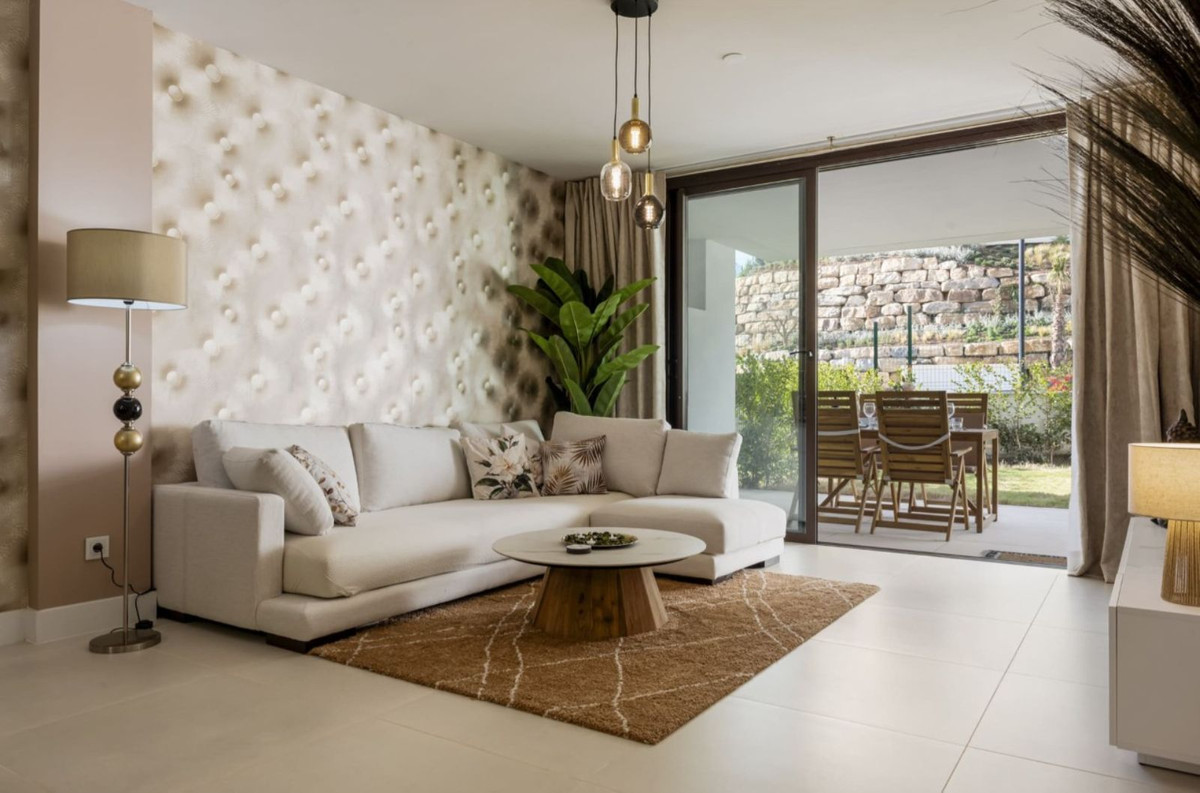 Apartment-in-Fuengirola-Ref-R5009788 Apartment for sale in Fuengirola