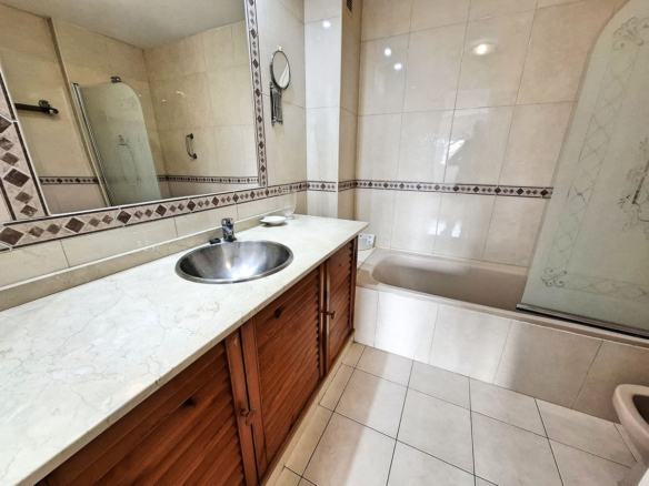 Apartment for sale in Fuengirola