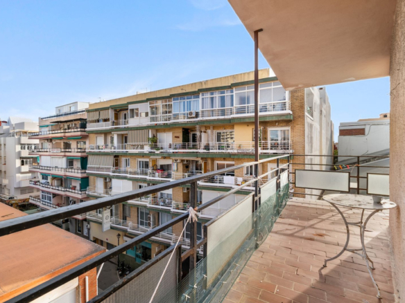 Apartment for sale in Fuengirola