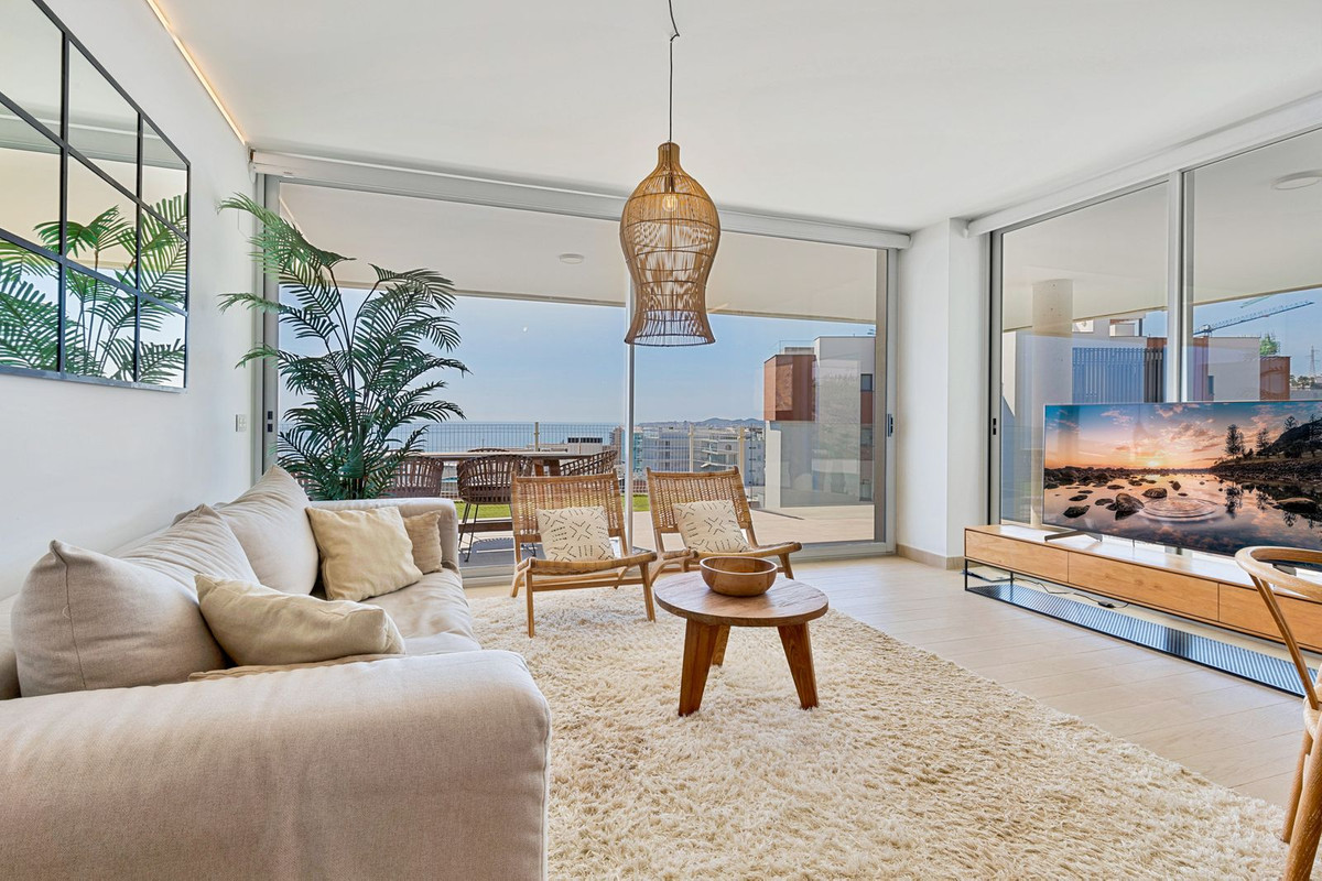 Apartment-in-Fuengirola-Ref-R5294752 Apartment for sale in Fuengirola