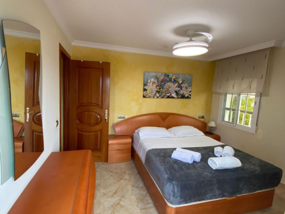 Apartment for sale in Fuengirola