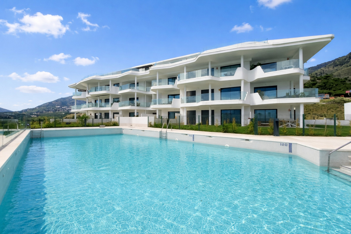 Apartment-in-Fuengirola-Ref-R5305279 Apartment for sale in Fuengirola