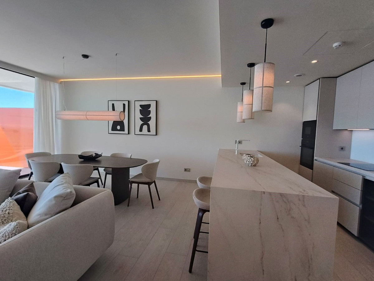 Apartment-in-Fuengirola-Ref-R5337154 Apartment for sale in Fuengirola