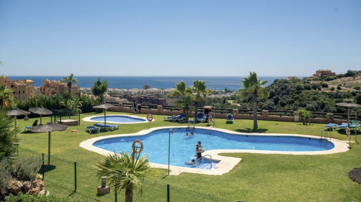 Apartment for sale in Manilva