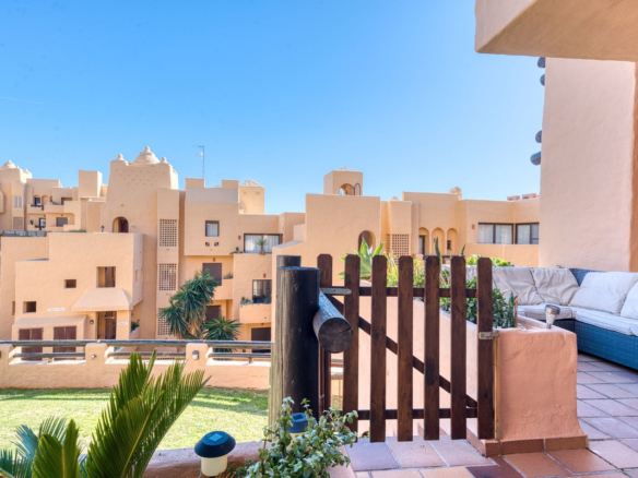 Apartment for sale in Manilva