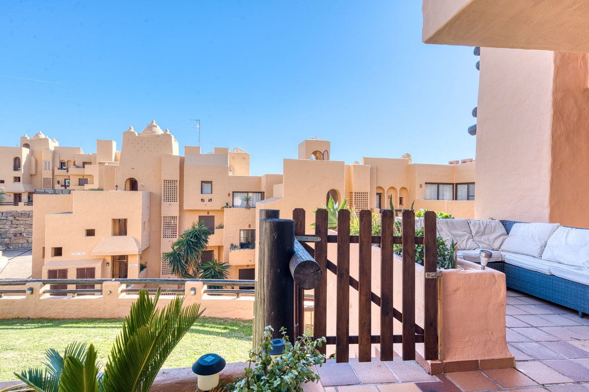 Apartment for sale in Manilva