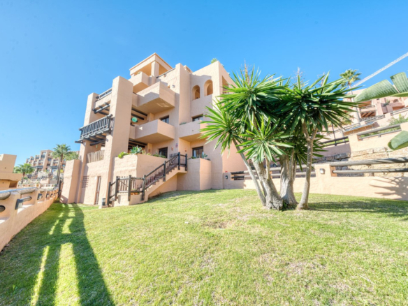 Apartment for sale in Manilva