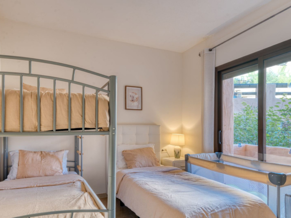 Apartment for sale in Manilva