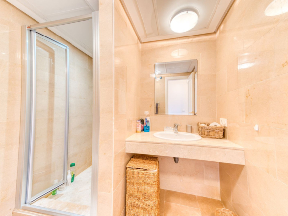Apartment for sale in Manilva