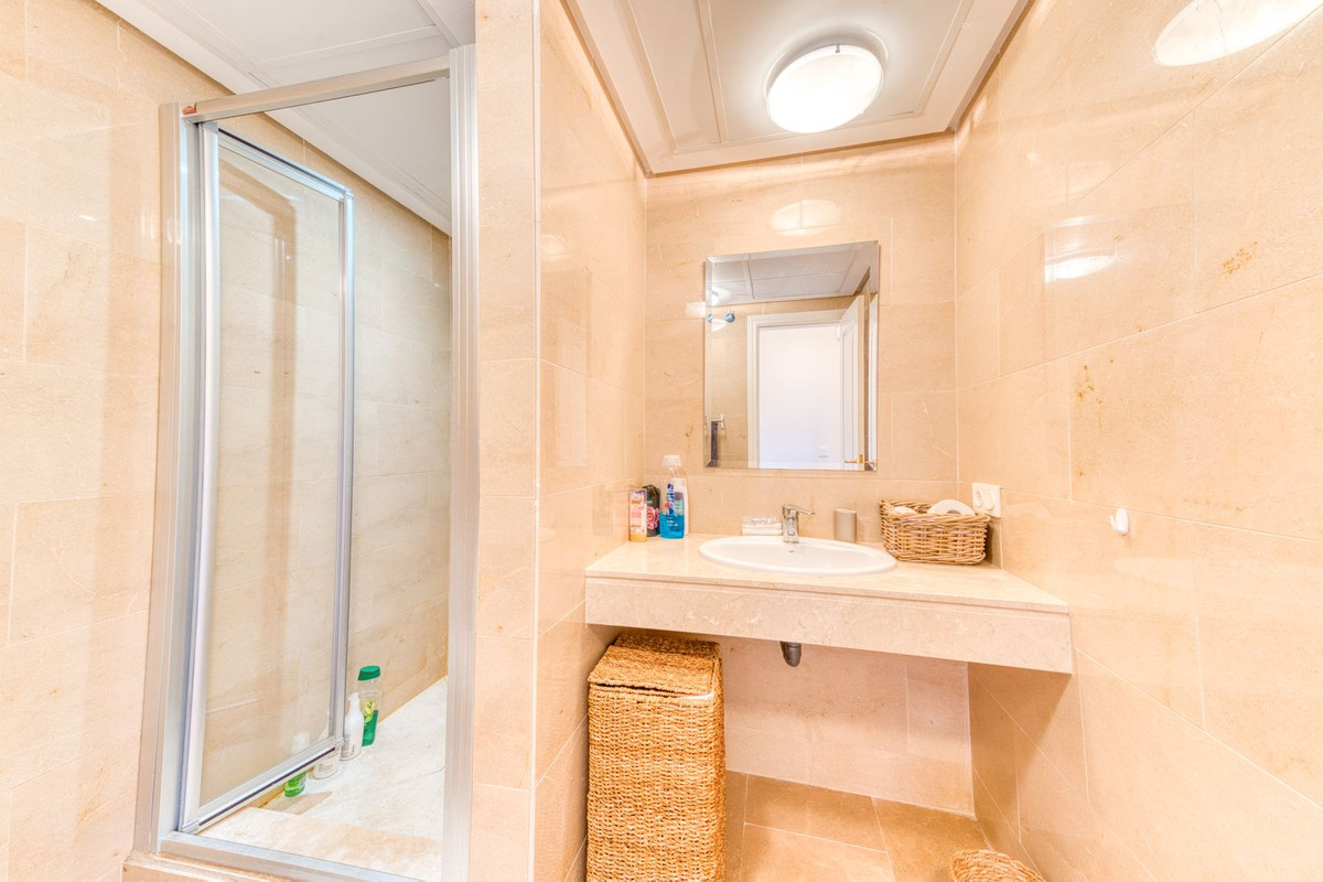 Apartment for sale in Manilva