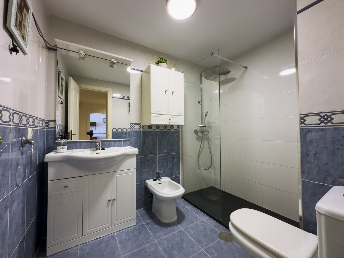 Apartment for sale in Manilva