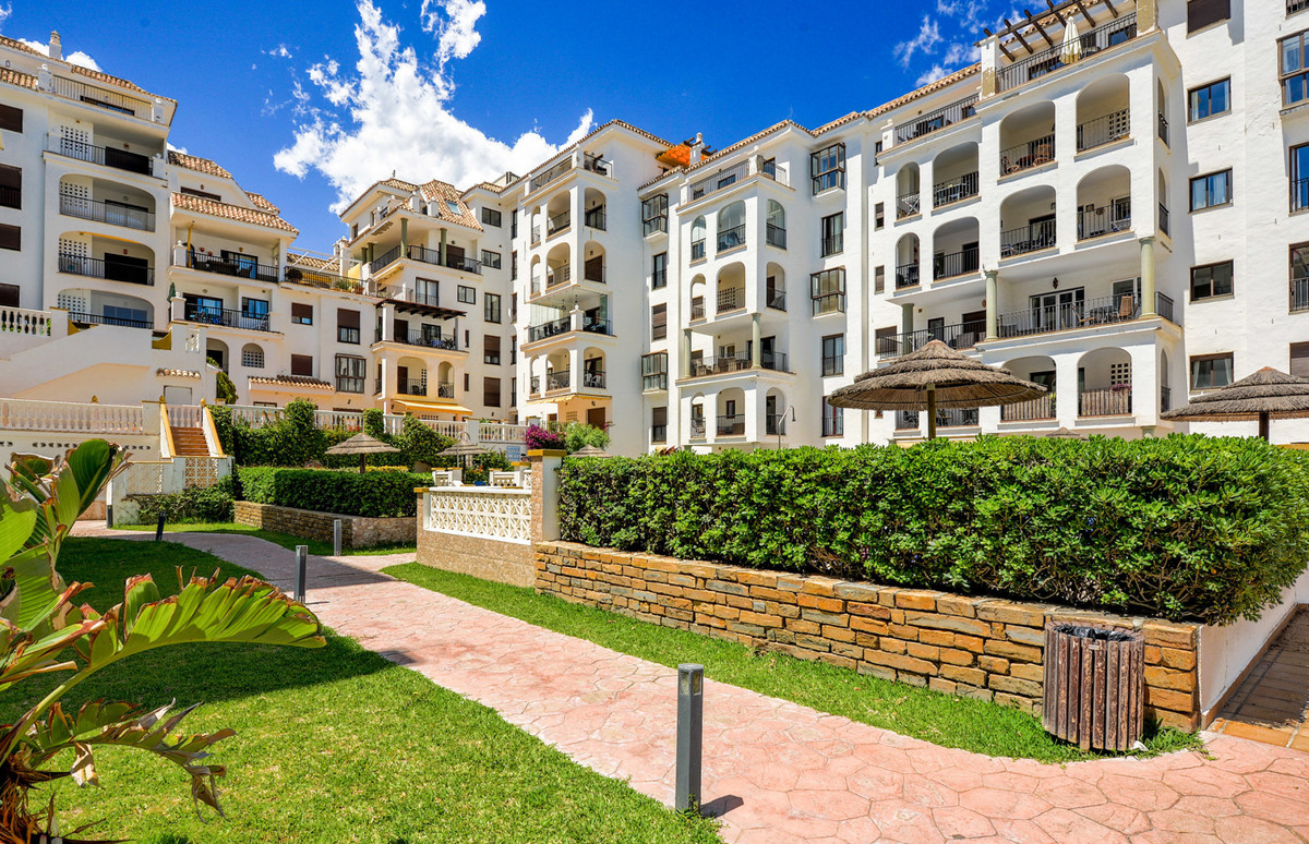 Apartment for sale in Manilva