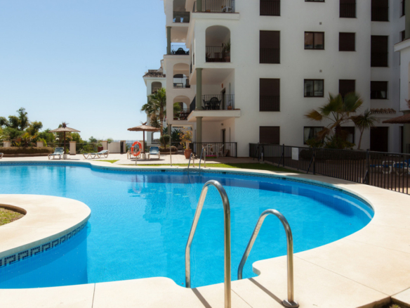Apartment for sale in Manilva