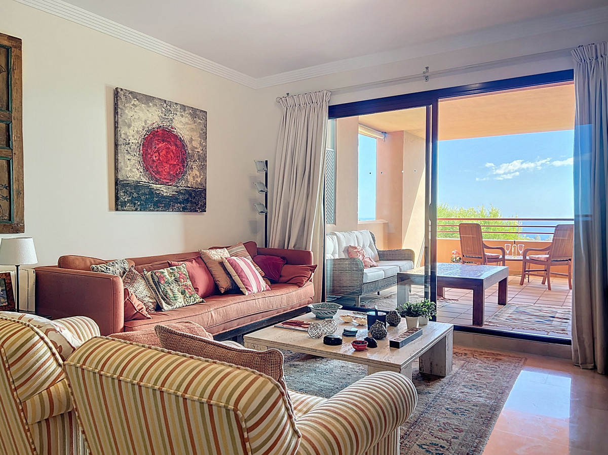 Apartment for sale in Manilva