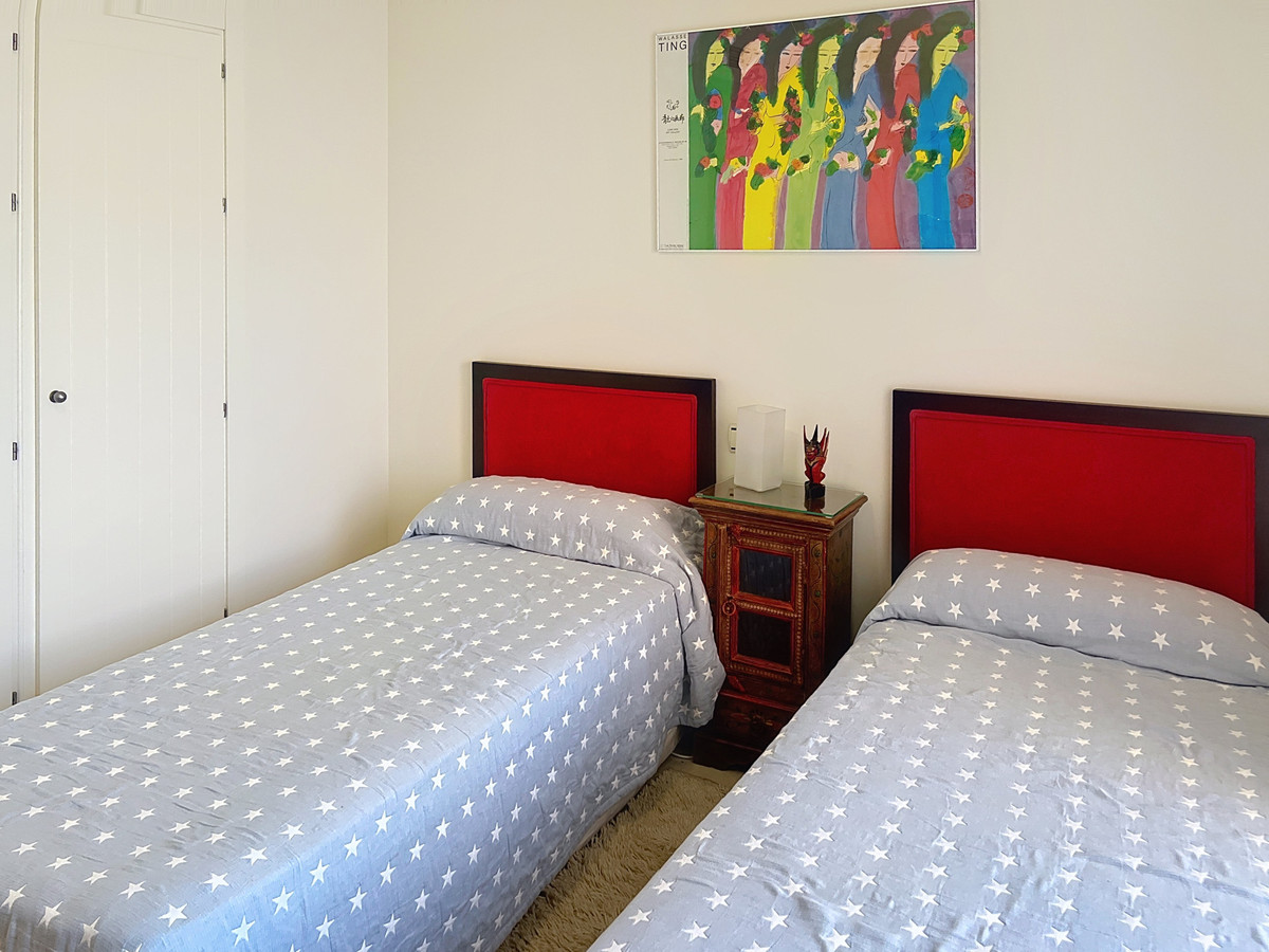 Apartment for sale in Manilva