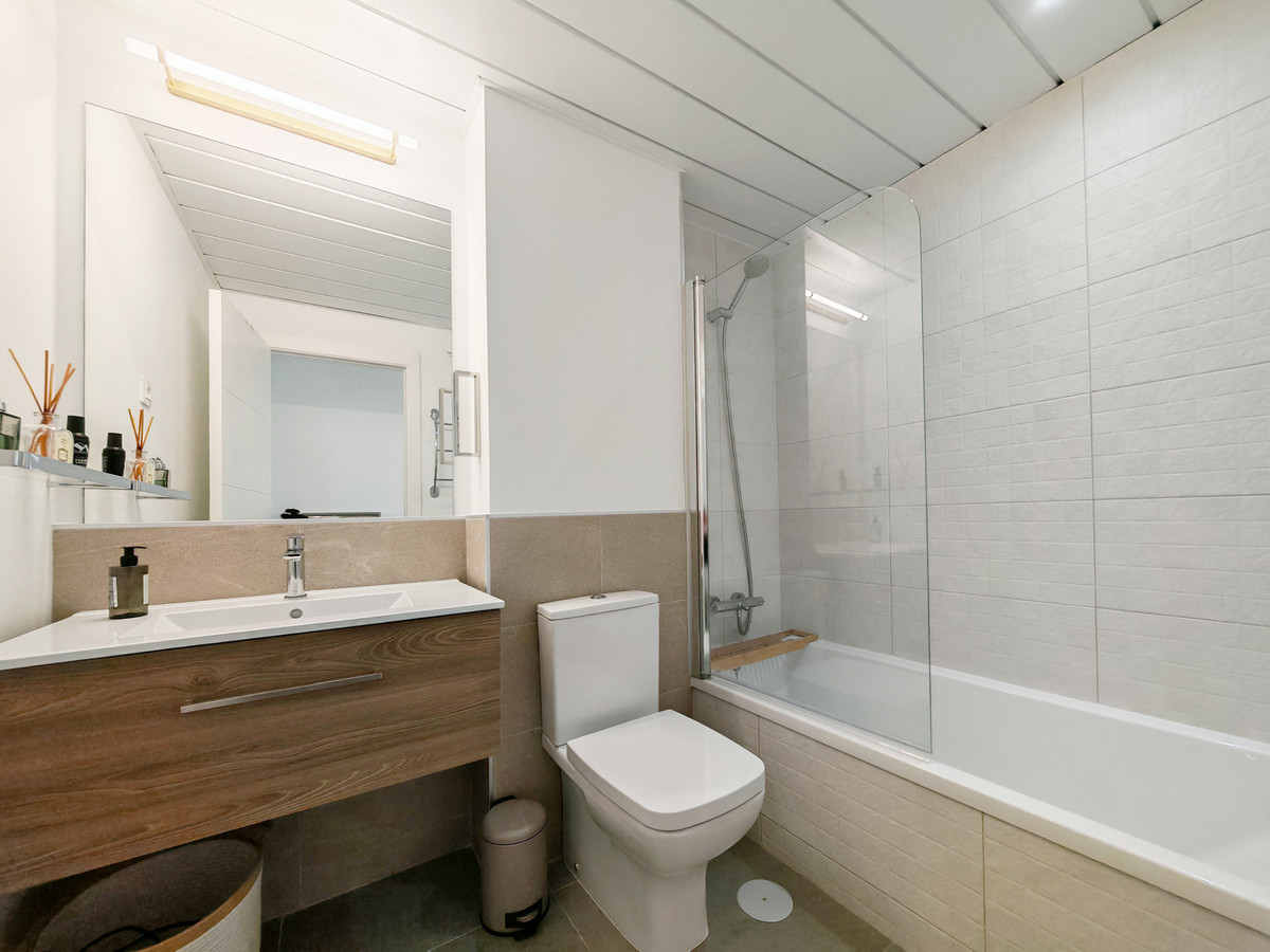 Apartment for sale in Manilva