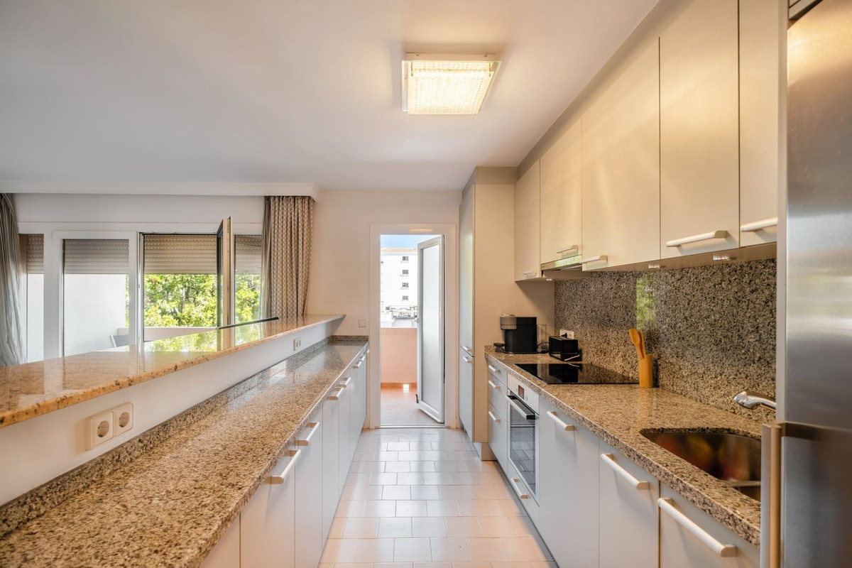 Apartment for sale in Marbella