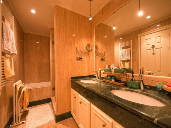 Apartment for sale in Marbella