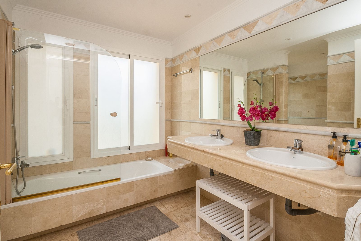 Apartment for sale in Marbella