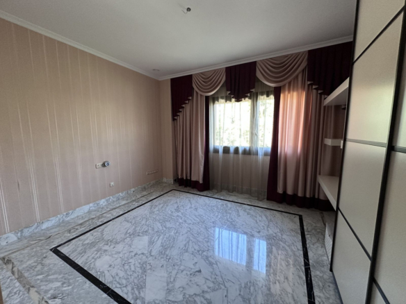 Apartment for sale in Marbella