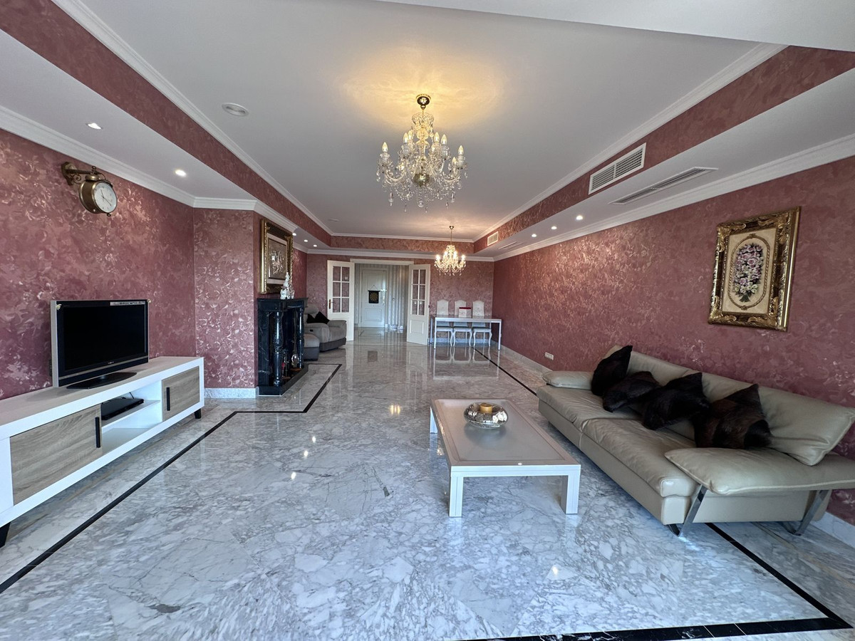 Apartment for sale in Marbella